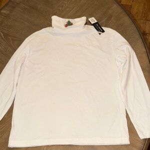 Chic White Long Sleeve Turtleneck Top